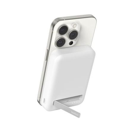 BELKIN 8k Qi2 MagSafe Compatible Powerbank with kickstand