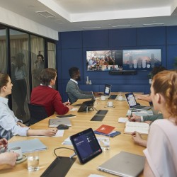 HP Poly Barre vidéo tout-en-un Poly Studio X72 sans cordon | JDB-Info