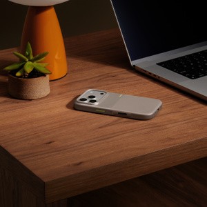APPLE Beats iPhone 17 Pro Rugged Case with MagSafe and Camera Control - Alpine Gray