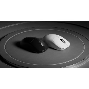 LOGITECH G PRO X SUPERLIGHT 2 Mouse optical 5 buttons wireless 2.4 GHz USB LOGITECH LIGHTSPEED receiver black
