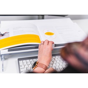 BakkerElkhuizen FlexDesk 630N porte-document Acrylique, Pla | JDB-Info