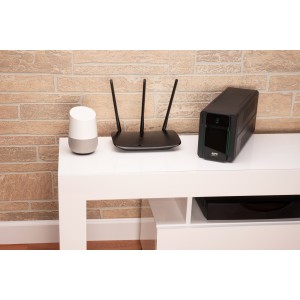 APC Easy UPS alimentation d'énergie non interruptible Inter | JDB-Info