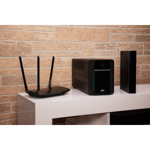 APC Easy UPS alimentation d'énergie non interruptible Inter | JDB-Info