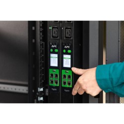 APC EASY rack PDU 3,7 kw mesuré, 1U, monophasé 230V, 16A, 8 | JDB-Info